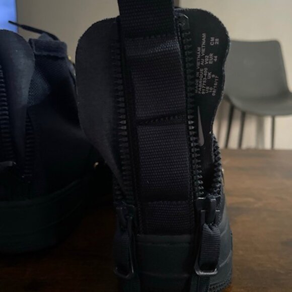 Nike SF Air Force 1 Mid 'Obsidian' sneaker - Picture 4 of 5